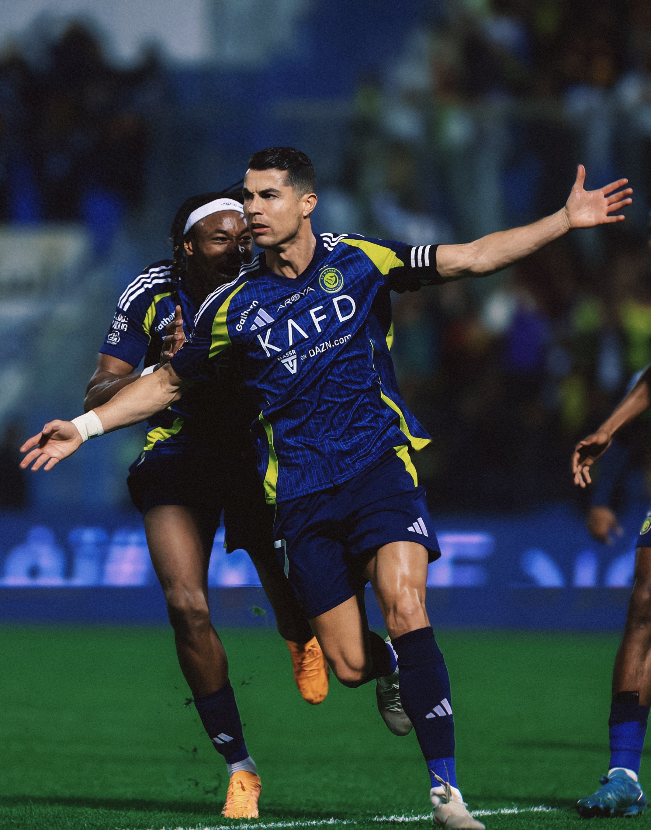 KAIYUN SPORTS-C罗在热火比赛中战术调整，表现优异引发热议！热度持续攀升的简单介绍