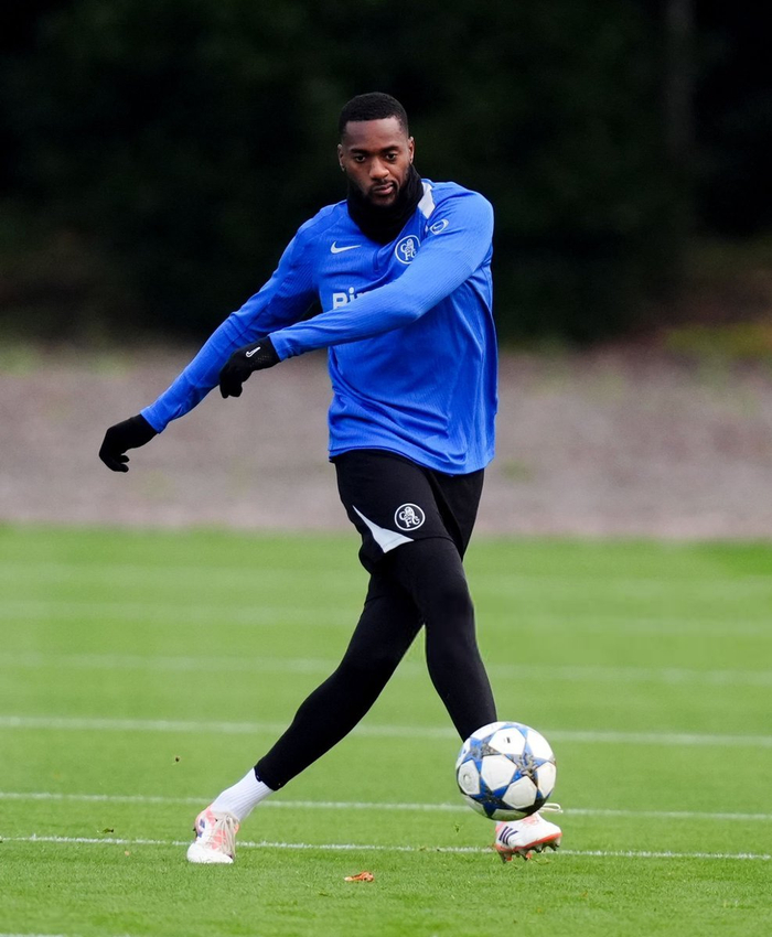 KAIYUN SPORTS-加时末段体能课后，切尔西调整名单备战欧冠，气氛紧张，阵容厚度经受考验的简单介绍